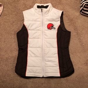 Browns puffer vest